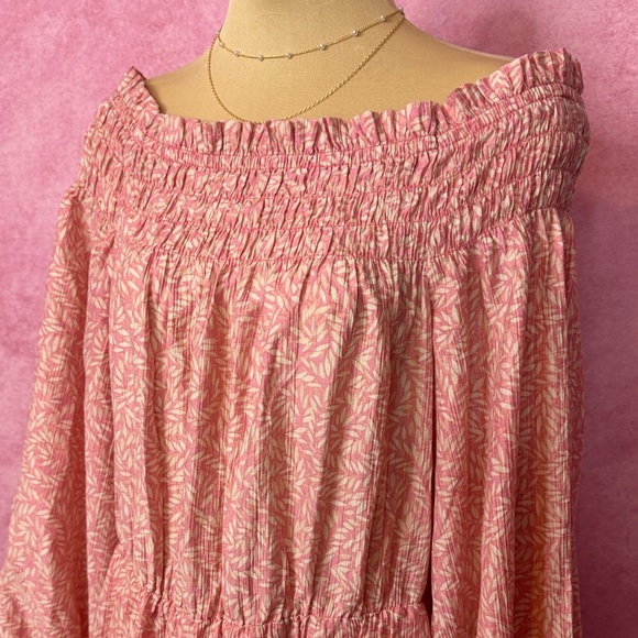 125. H&M Pink Off Shoulder Smocked Long Sleeve Dress L - Picture 3 of 6